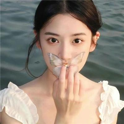 女仁医